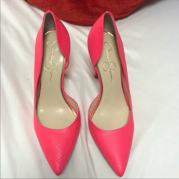 Jessica Simpson Hot Pink Pointed Heels - Picture 3 of 5